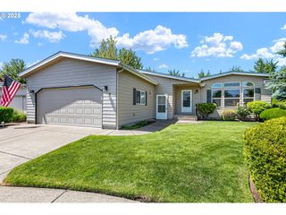 3220 CRESCENT Ave 3, Eugene, OR 97408