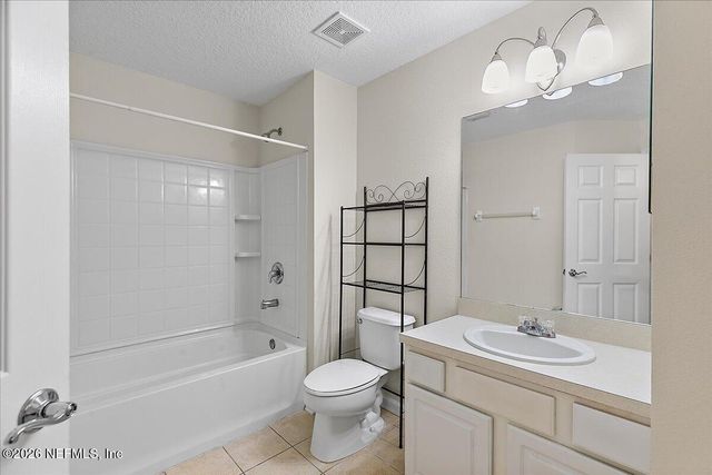 13305 STONE POND Drive, Jacksonville, FL 32224