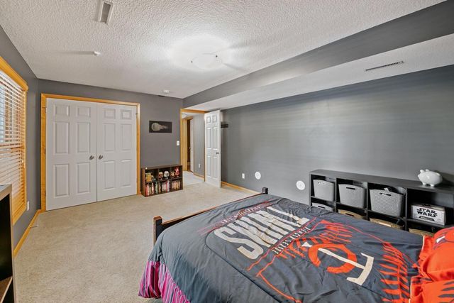 2297 Fieldstone Curve, Woodbury, MN 55129