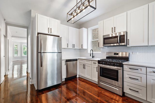 2641 W Altgeld Street 1, Chicago, IL 60647