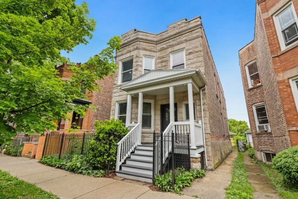 2641 W Altgeld Street 1, Chicago, IL 60647