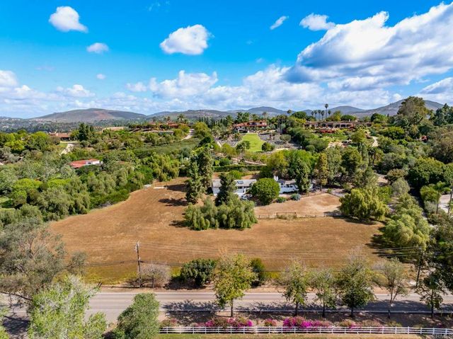 18244 Paseo Victoria, Rancho Santa Fe, CA 92067
