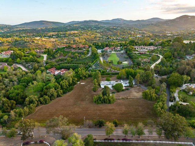 18244 Paseo Victoria, Rancho Santa Fe, CA 92067