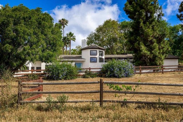 18244 Paseo Victoria, Rancho Santa Fe, CA 92067