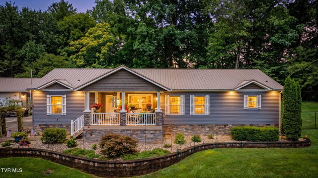 488 Mcinturff Springs, Erwin, TN 37650