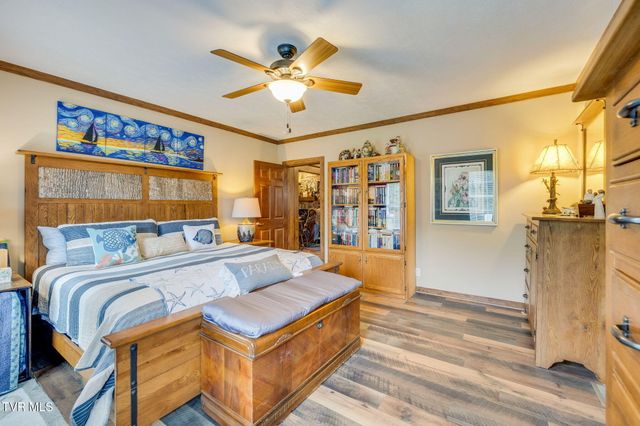 488 Mcinturff Springs, Erwin, TN 37650