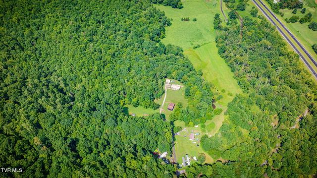 488 Mcinturff Springs, Erwin, TN 37650