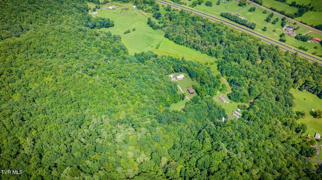 488 Mcinturff Springs, Erwin, TN 37650