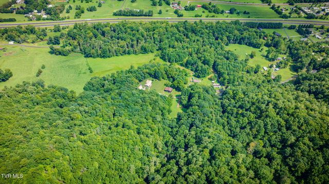488 Mcinturff Springs, Erwin, TN 37650