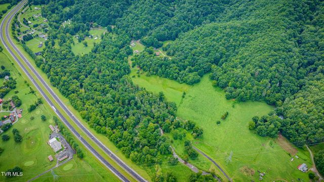 488 Mcinturff Springs, Erwin, TN 37650