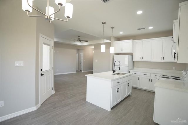 720 San Ignacio Street, San Juan, TX 78589