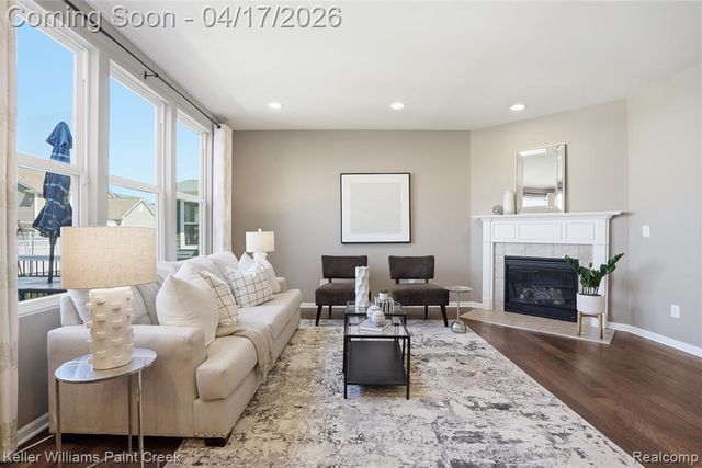 50594 Paine Street, Canton, MI 48188