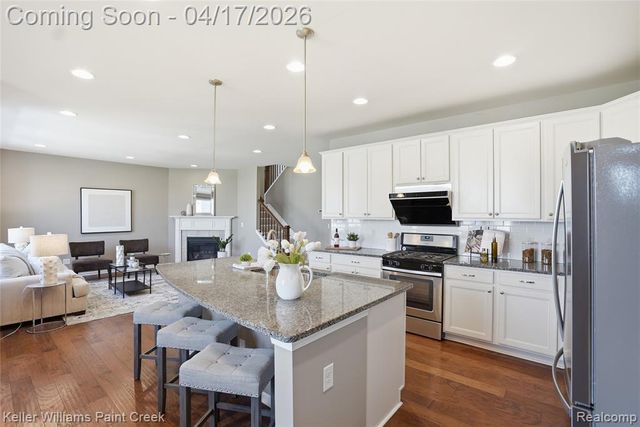 50594 Paine Street, Canton, MI 48188