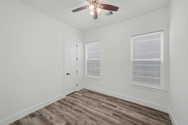 5734 White Magnolia Street, Houston, TX 77091