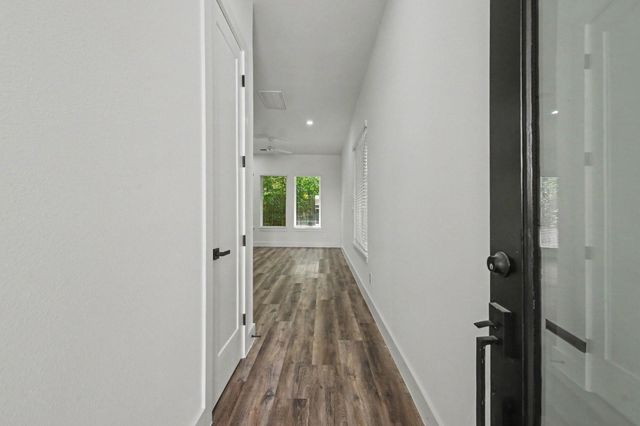 5734 White Magnolia Street, Houston, TX 77091