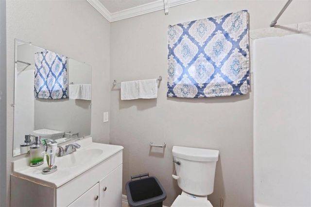 8538 Sunderland Unit B Road, Houston, TX 77028