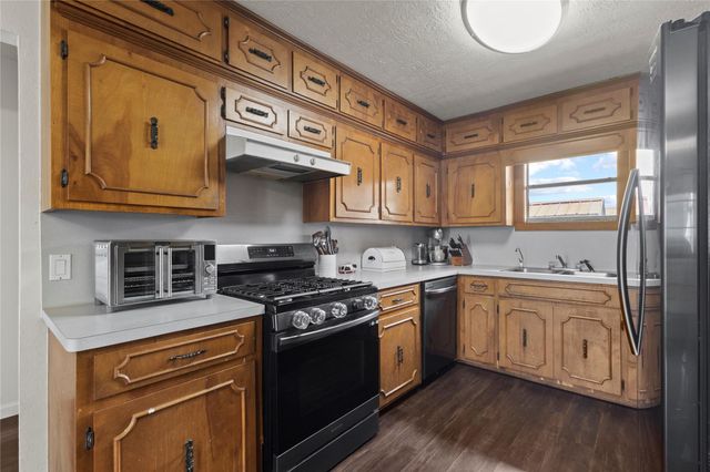 19961 Englin Road, Winnie, TX 77665