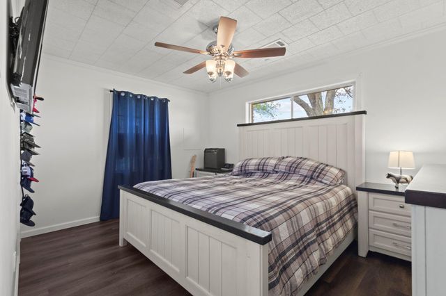 19961 Englin Road, Winnie, TX 77665