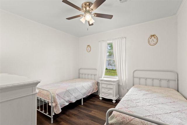 19961 Englin Road, Winnie, TX 77665