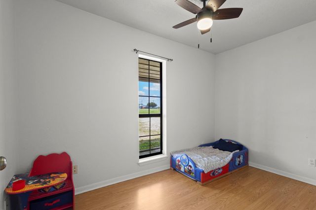 19961 Englin Road, Winnie, TX 77665