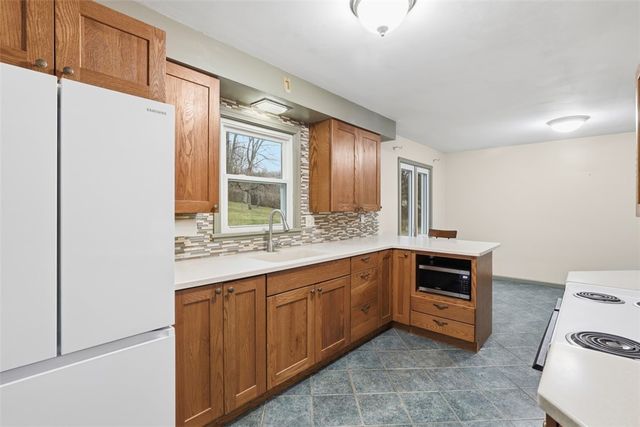 123 Wampum Road, Big Beaver, PA 16157