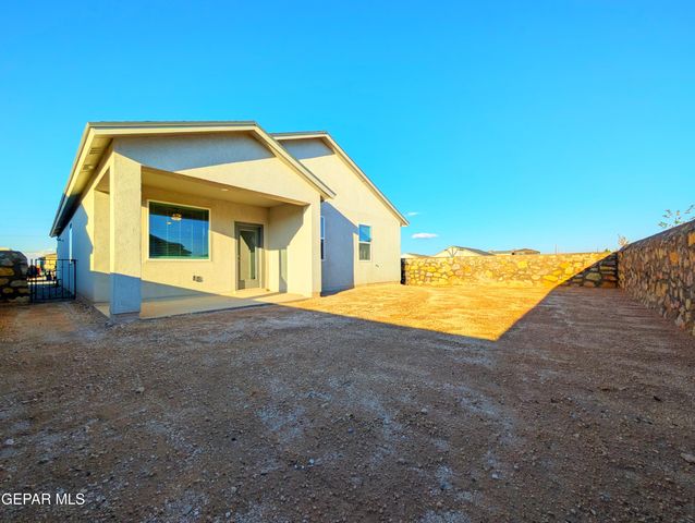 5052 Andrew Jorel Drive, El Paso, TX 79938