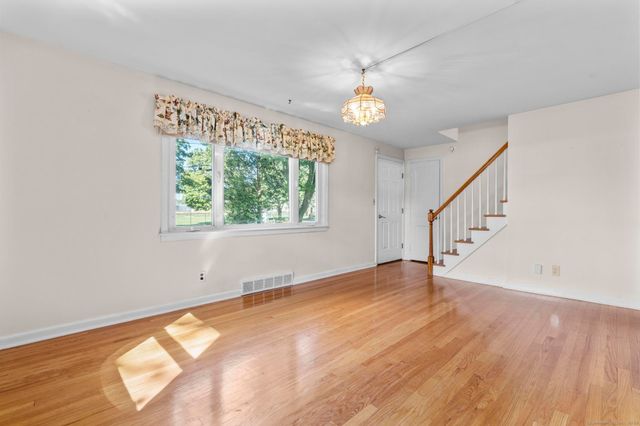 50 Washington Street, Milford, CT 06460