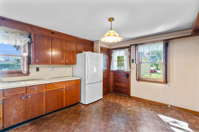 50 Washington Street, Milford, CT 06460