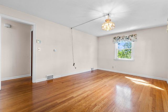 50 Washington Street, Milford, CT 06460