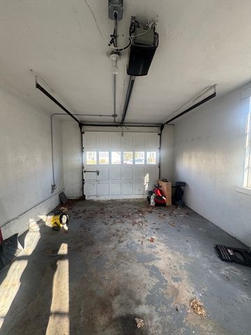 12 Pickwick, Marblehead, MA 01945