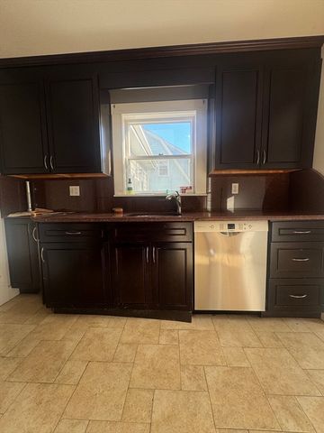 12 Pickwick, Marblehead, MA 01945