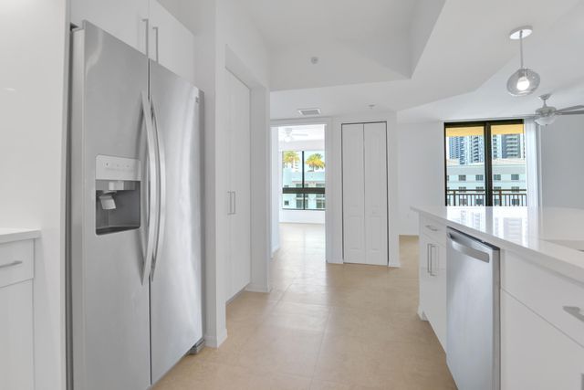 100 N Federal Highway 734, Fort Lauderdale, FL 33301