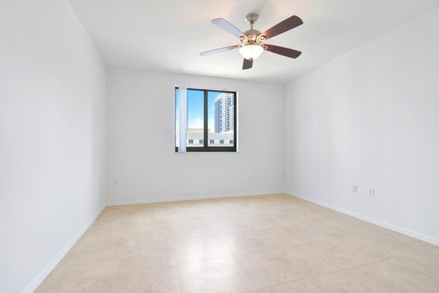 100 N Federal Highway 734, Fort Lauderdale, FL 33301