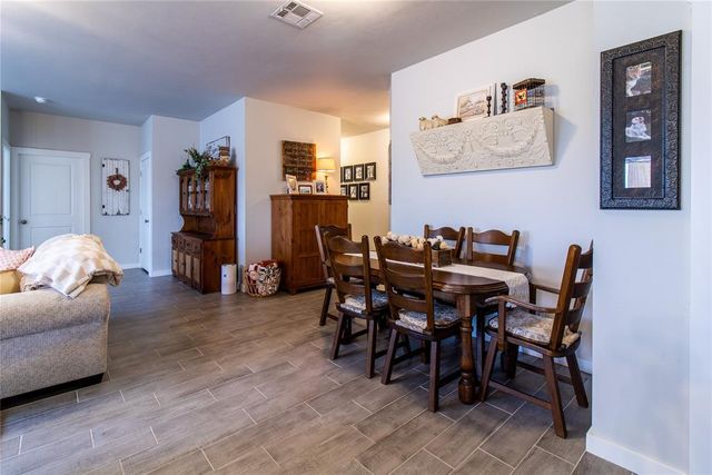 15961 Prairie Rose Drive, Mcloud, OK 74851