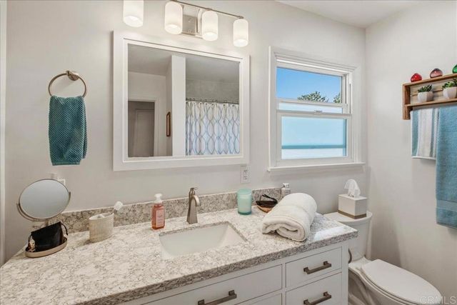 118 N Ashford Place, Fullerton, CA 92831
