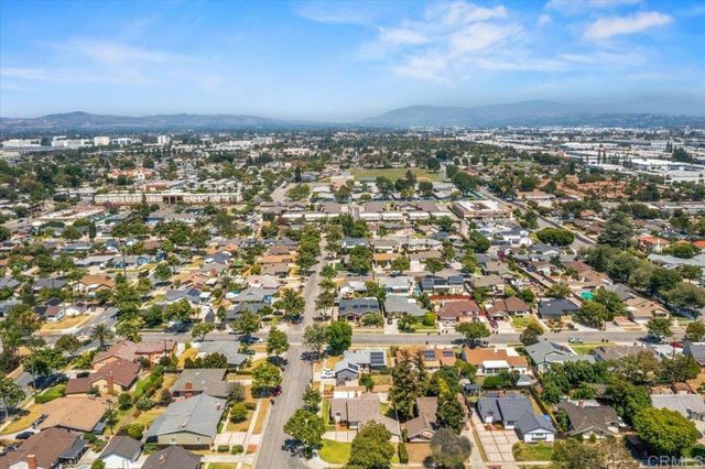 118 N Ashford Place, Fullerton, CA 92831