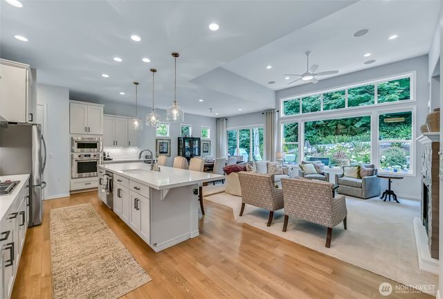 24132 NE 131st Terrace, Redmond, WA 98053