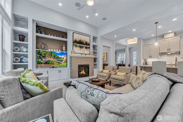 24132 NE 131st Terrace, Redmond, WA 98053