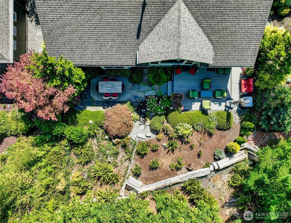 24132 NE 131st Terrace, Redmond, WA 98053
