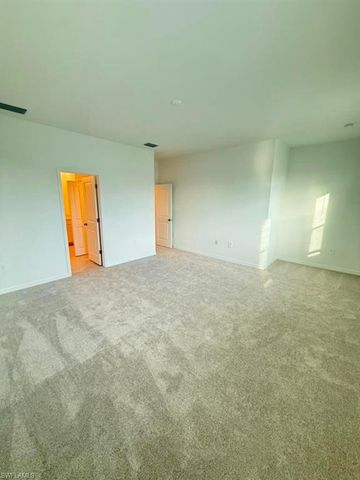 44292 Caraton TER, Punta Gorda, FL 33982