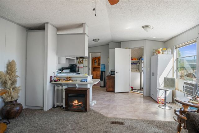 5202 W Brook Drive, Golden Valley, AZ 86413