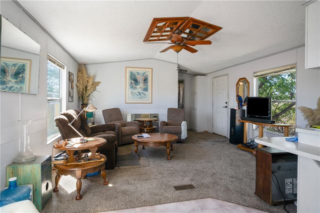 5202 W Brook Drive, Golden Valley, AZ 86413