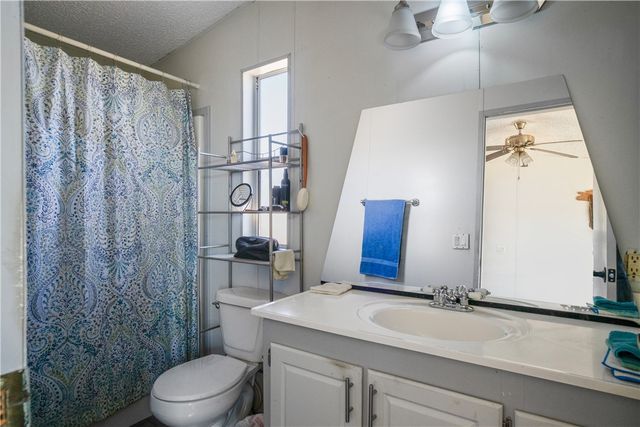 5202 W Brook Drive, Golden Valley, AZ 86413