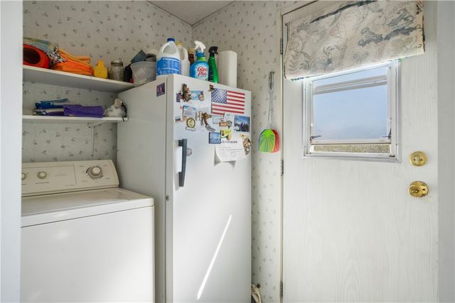 5202 W Brook Drive, Golden Valley, AZ 86413