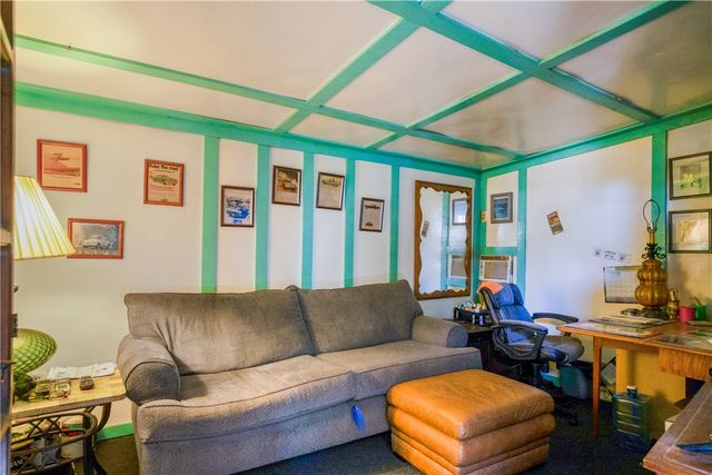 5202 W Brook Drive, Golden Valley, AZ 86413