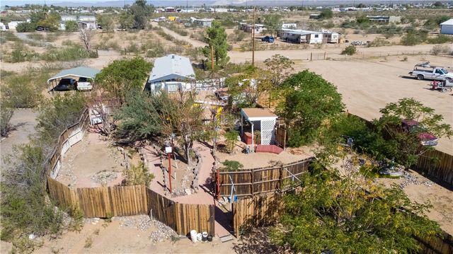 5202 W Brook Drive, Golden Valley, AZ 86413