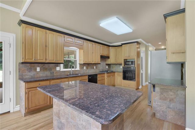 60 Hickory Hill Drive, Oxford, GA 30054