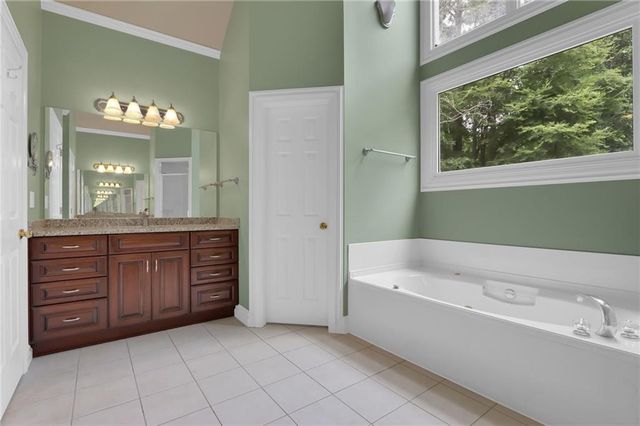 60 Hickory Hill Drive, Oxford, GA 30054