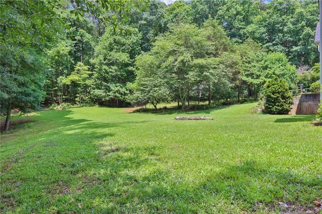60 Hickory Hill Drive, Oxford, GA 30054