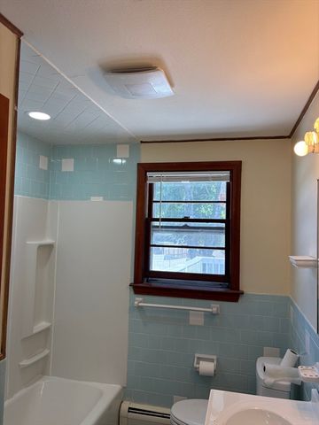14 Reynolds Ave A, Randolph, MA 02368